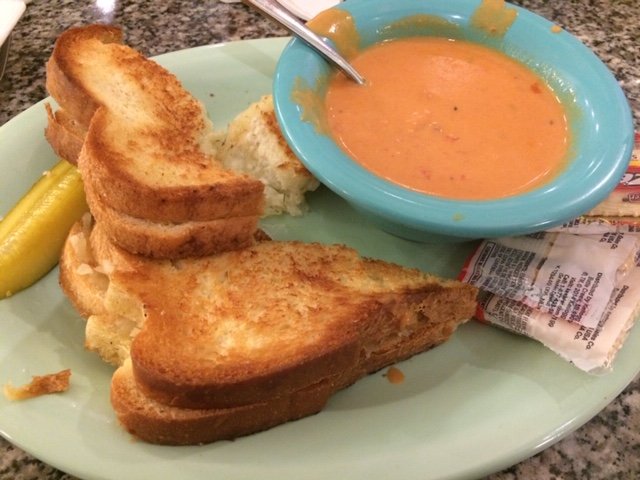 Grilled cheese tomato soup beaches and cream restaurant disney's beach club