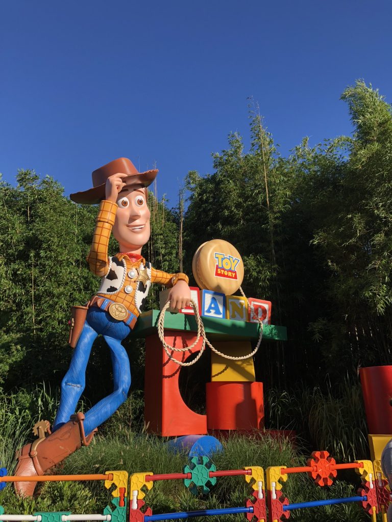 disney hollywood studios toy story land