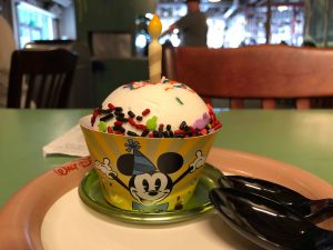 Walt Disney World Cupcake Crawl