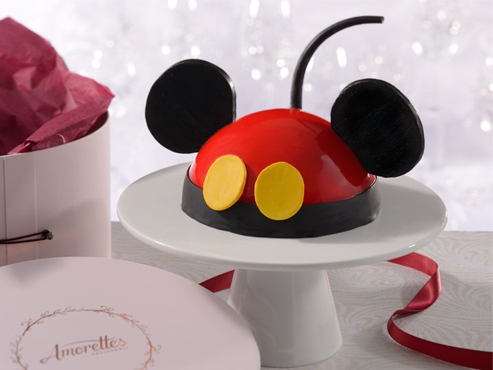 birthday cake from Amorette's Patisserie Disney