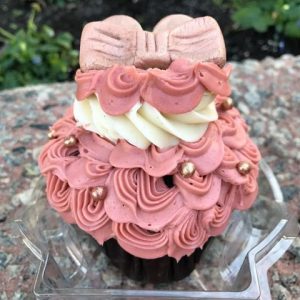 rose gold cupcake