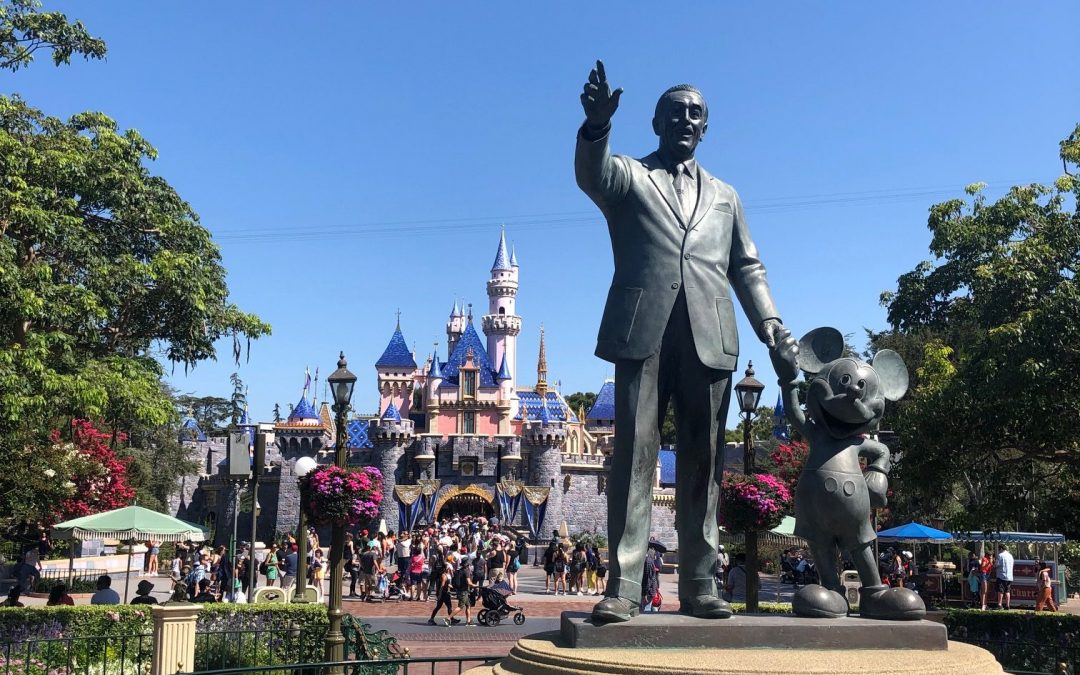 Disneyland Walt Disney Partners Statue
